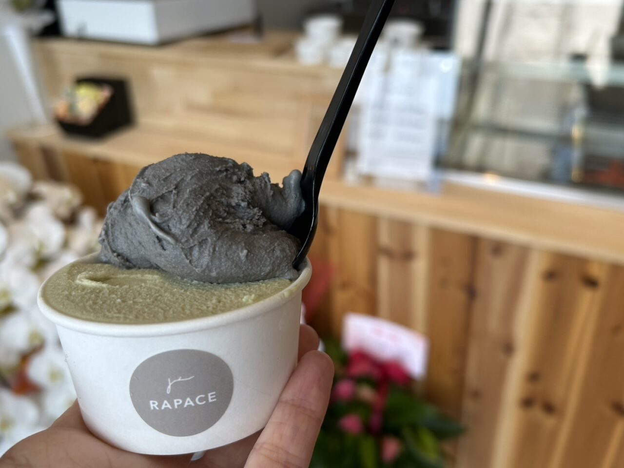 黒ごまと紅ふうきのジェラート