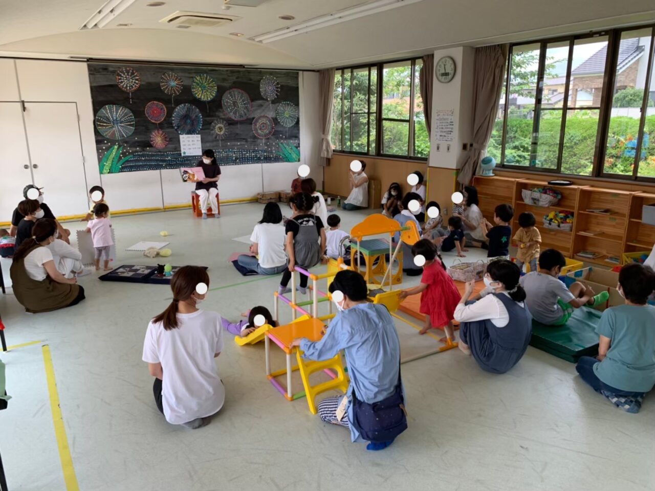 はぐのわリボンの活動風景(永和児童館)