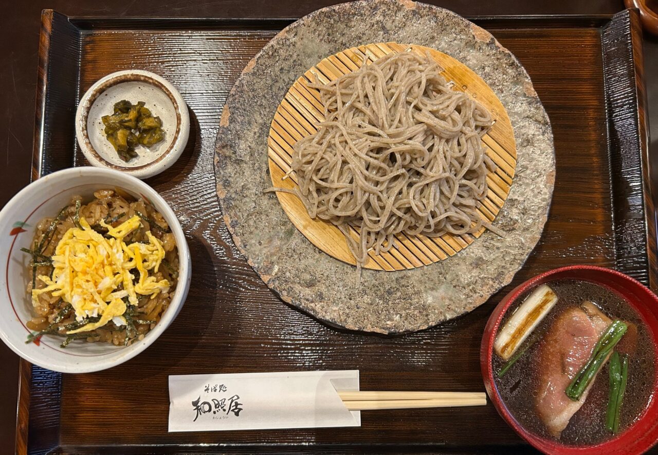 鴨南蛮つけ蕎麦と本日のランチご飯