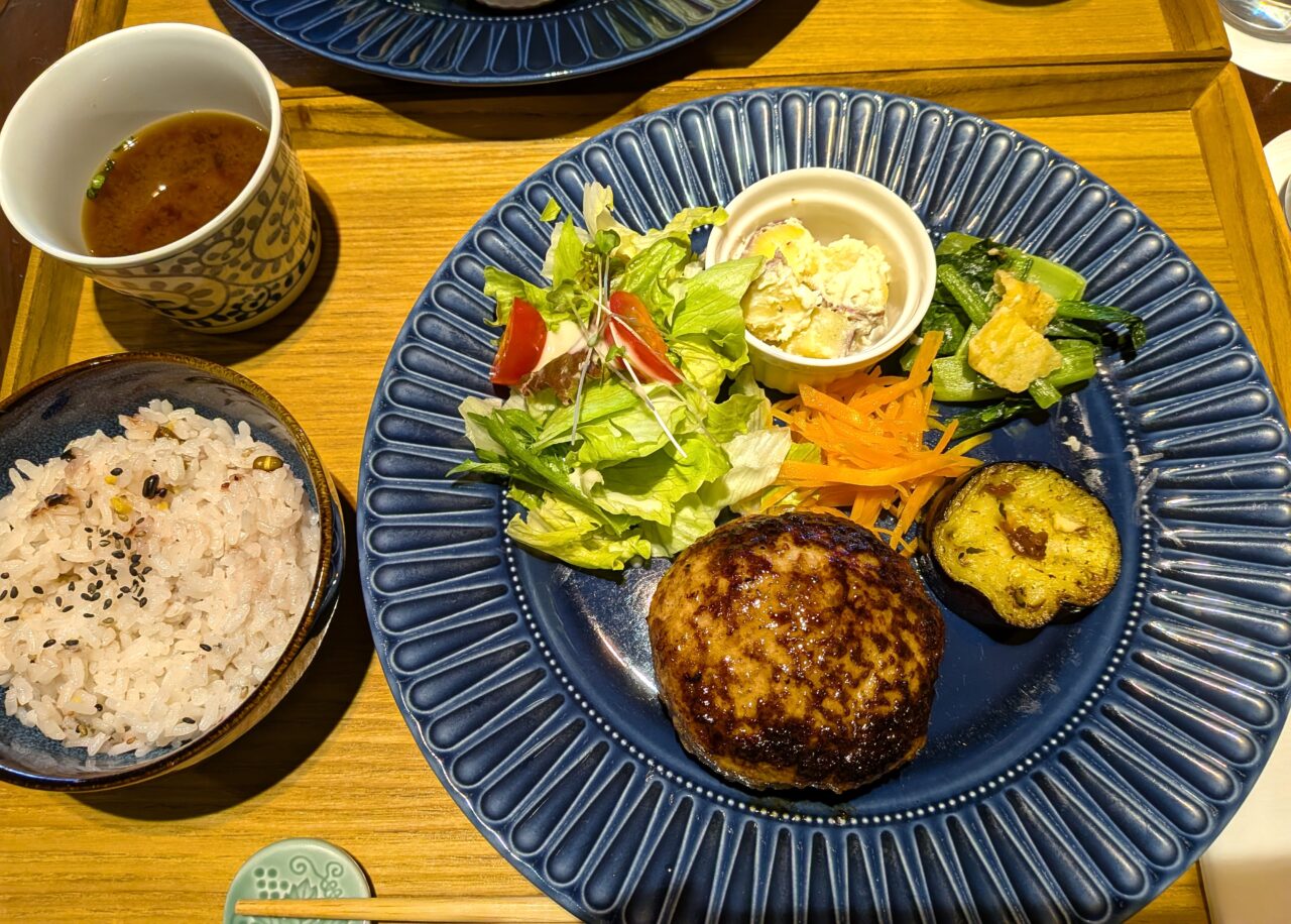 発酵食品を使った円居cafeのランチプレート