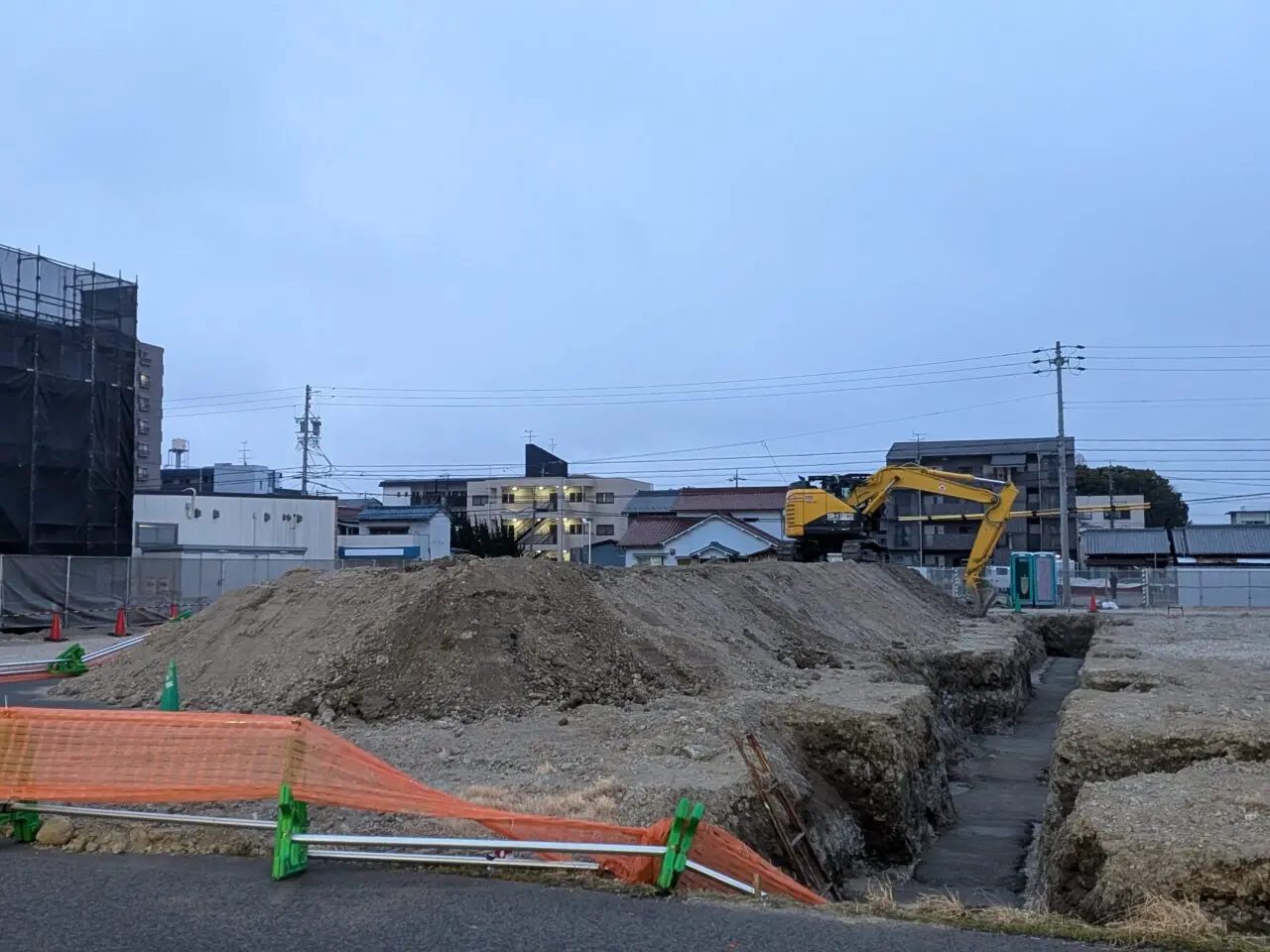 甚目寺流のNFタウン建設予定地で進む工事の様子